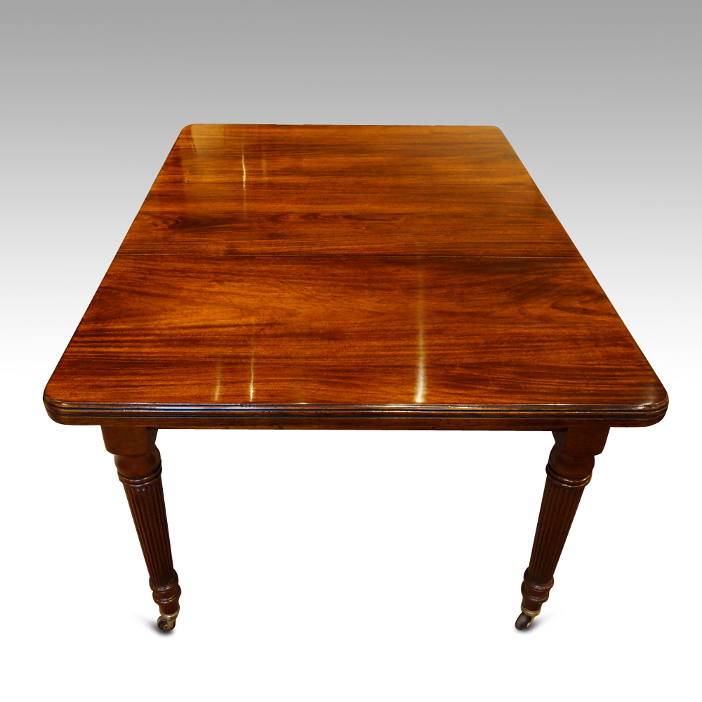 Edwardian-mahogany-small-extending-dining-table-end.jpg Edwardian mahogany small dining table - Image 1