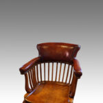 Edwardian oak and leather desk chair - Image 9