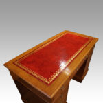 Edwardian oak pedestal desk - Image 2