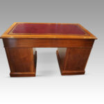 Edwardian walnut Maple & co pedestal desk - Image 8