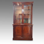Fine Victorian mahogany bookcase