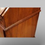 George I walnut bureau fitted a well - Image 8