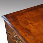 George I walnut chest of drawers - Image 9