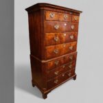 George I walnut chest on chest - Image 9