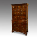 George II walnut chest on chest - Image 10