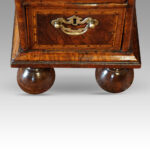 George I walnut kneehole - Image 14