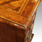 George I walnut kneehole - Image 13