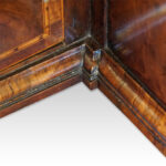 George I walnut kneehole - Image 8