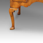 George I walnut lowboy - Image 14
