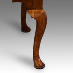 George II oak chest on stand - Image 5