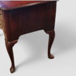 George II red walnut lowboy - Image 4