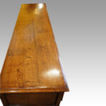 George III cabriole leg dresser base - Image 2