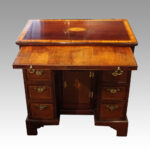 George III inlaid kneehole - Image 5