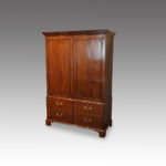 George III mahogany cupboard press - Image 11