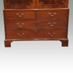 George III mahogany linen press - Image 2