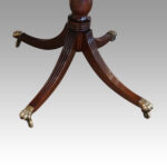 George V mahogany triple pillar dining table - Image 9