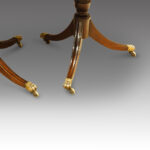 George V mahogany 3 pillar dining table - Image 3