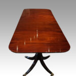 George V mahogany dining table - Image 2