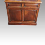 George V mahogany pedestal desk - Image 8
