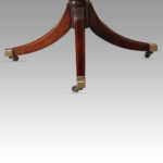 George V mahogany triple pillar dining table - Image 4