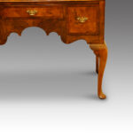 George V walnut double dome bookcase - Image 8