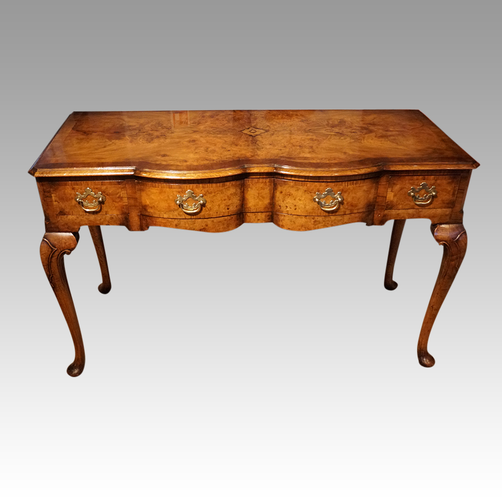 George-V-walnut-side-table.jpg George V walnut side table - Image 1