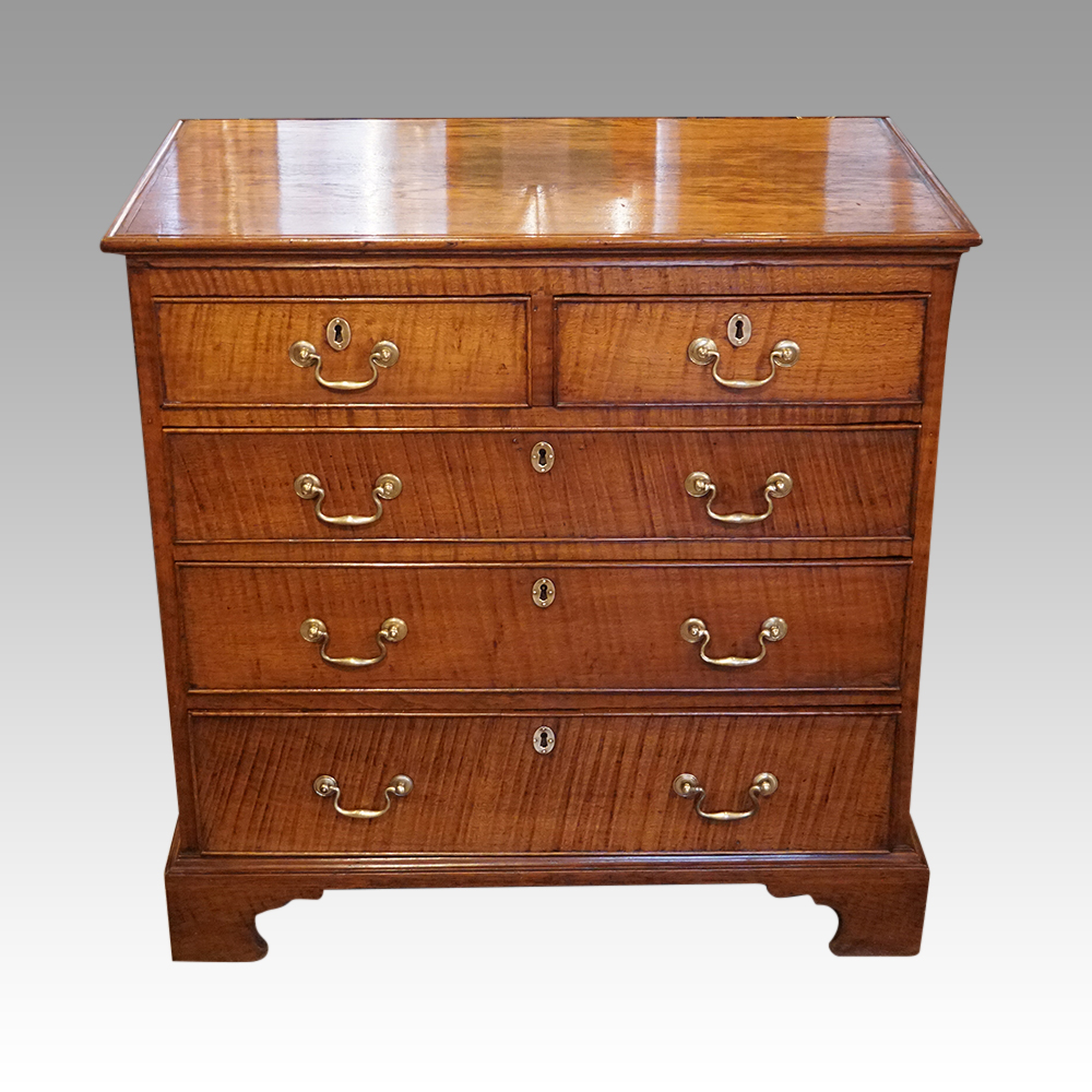 Georgian-feathered-oak-chest-2.jpg George III oak chest - Image 1