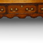 Georgian low oak dresser - Image 6