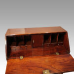 Georgian mahogany small bureau - Image 8