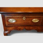 Georgian oak cabriole leg dresser base - Image 4