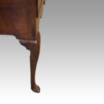 Georgian oak cabriole leg dresser base - Image 6
