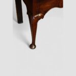 Georgian oak cabriole leg dresser base - Image 9