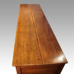 Georgian oak cabriole leg dresser base - Image 2