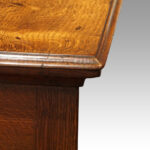 Georgian oak cabriole leg dresser base - Image 3
