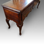Georgian oak cabriole leg dresser base - Image 3
