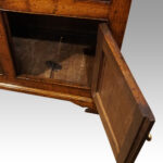 Georgian oak dresser cupboard base - Image 7