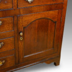 Georgian oak dresser with central drawers and cupboard - Image 6