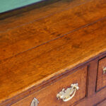 Georgian oak north country dresser with rack - Image 5