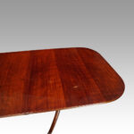 Georgian style extending dining table - Image 8