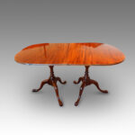Georgian style twin pillar dining table - Image 10