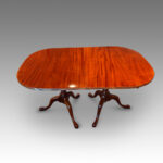 Georgian style twin pillar dining table - Image 11
