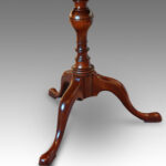 Georgian style twin pillar dining table - Image 4