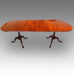 Georgian style twin pillar dining table - Image 2