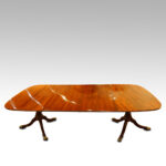 Georgian style mahogany twin pillar dining table - Image 7