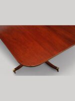 George V mahogany pedestal dining table - Image 2