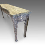 Georgian style serpentine serving table - Image 4