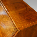 Georgian walnut bureau - Image 12