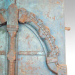 Indian carved teak doors with original paint - Image 9