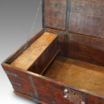 Antique Colonial hardwood coffee table trunk - Image 6