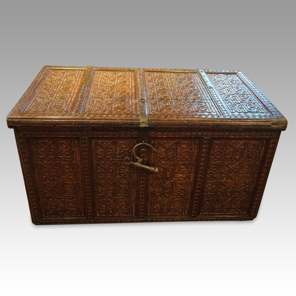 Large-Antique-Islamic-chest.jpg Antique Islamic chest - Image 1